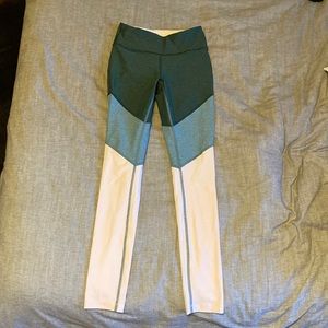 Outdoor Voices leggings